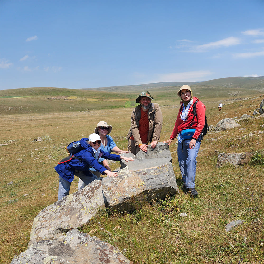 Практики и работа в местах силы