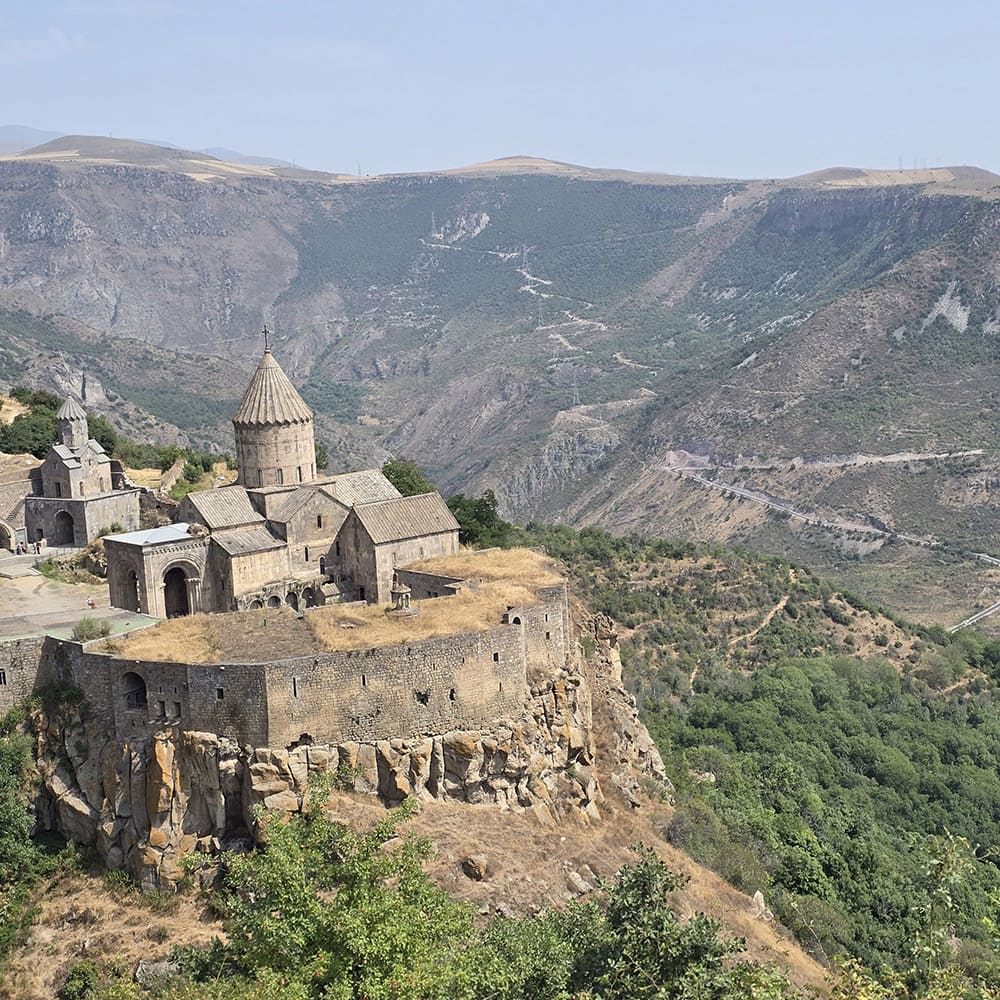 Армения — потерянное христианство и мегалиты